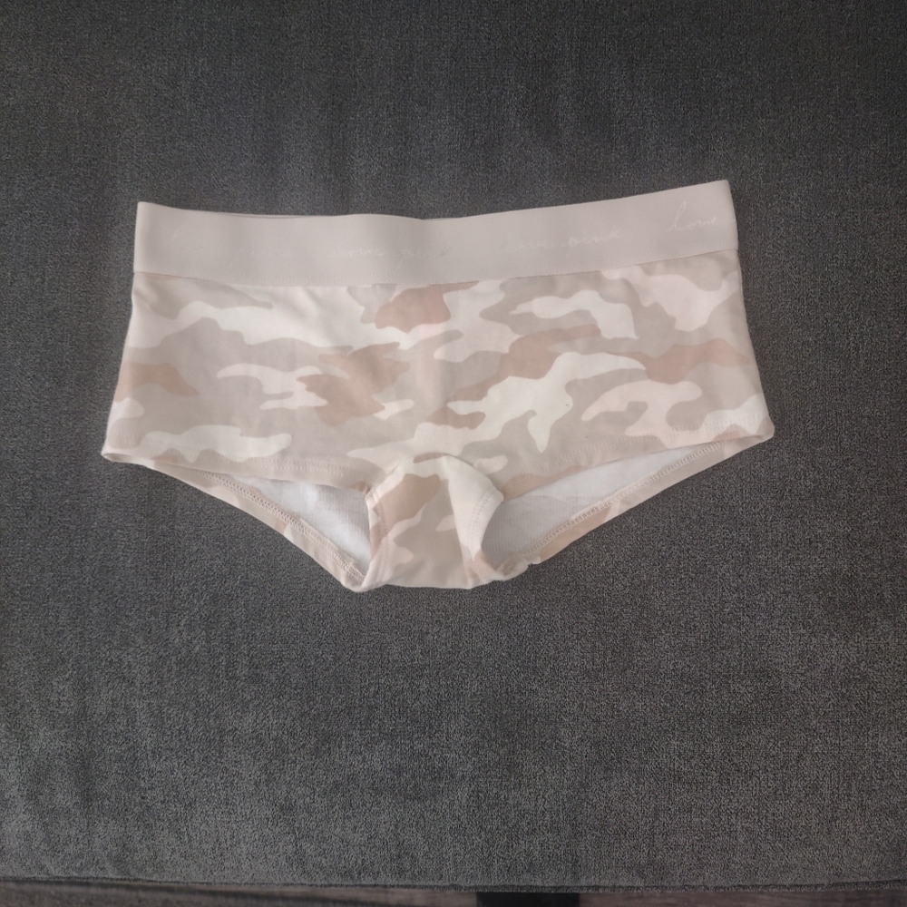 NWT VS Camo Panty